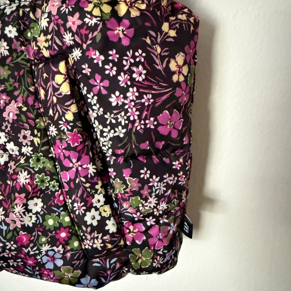 GAP Kids Floral Puffer Vest - Picture 2 of 4
